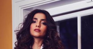 Sonam Kapoor looks beautiful in this red Emilia Wickstead outfit