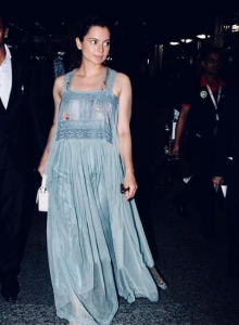 Kangana Ranaut's airport look