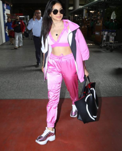 Tara Sutaria and Kiara Advani nails different pink outfits