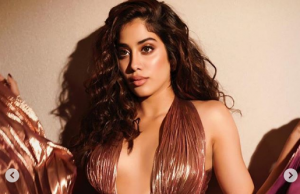 Janhvi Kapoor stuns at Elle Beauty Awards 2019