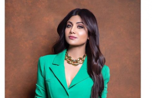 Shilpa Shetty nails this green power suit