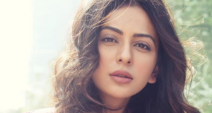 Rakul Preet looks sexy in animal print ensemble