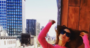 Sara Ali Khan looks hot in pink turtleneck and black pants