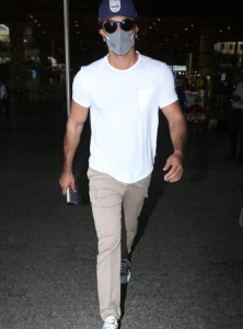 Vicky Kaushal, Shahid Kapoor & Ranbir Kapoor keep it simple
