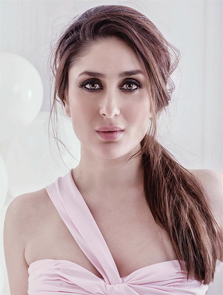 [Image: kareena.jpg]