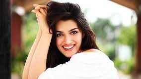 Kriti Sanon gains 15 kgs for her role in Mimi