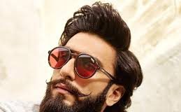 Ranveer Singh shells out fitspiration as he interacts with fans during his home workout session