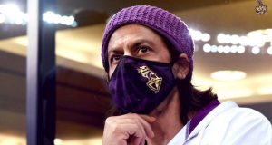 Shah Rukh Khan cheers for KKR at Dubai International Stadium