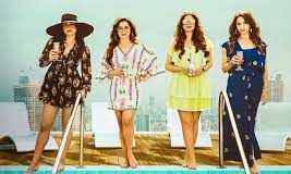 Madhur Bhandarkar requests Karan Johar to change title of Fabulous Lives of Bollywood Wives