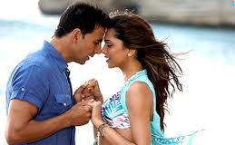 Deepika Padukone, Akshay Kumar, Abhishek Bachchan in Housefull 5