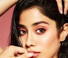 Janhvi Kapoor to start shooting for the Hindi adaptation of this hit Tamil film