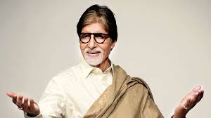 Amitabh Bachchan shares an update post his eye surgery