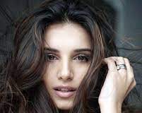 Tara Sutaria tests negative for COVID-19