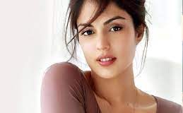 Rhea Chakraborty opens DMs, offers help during these tough times