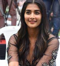 Pooja Hegde shares the correct way of using an oximeter Pooja Hegde shares the correct way of using an oximeter