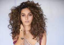 Shibani Dandekar proves she is Farhan Akhtar’s biggest cheerleader