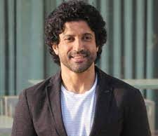 Farhan Akhtar sings 'Always On My Mind' for girlfriend Shibani Dandekar