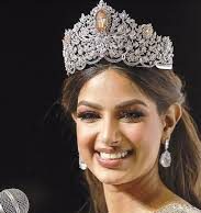 Miss Universe Harnaaz Sandhu expresses her desire to feature in Priyanka Chopra's biopic