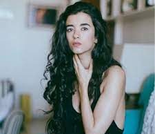 Sussanne Khan calls Saba Azad 'super cool' and 'supremely talented'