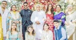 Shabana Azmi welcomes ‘Mrs Akhtar’ Shibani Dandekar into family, shares epic fam-jam moment