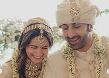 Ranbir Kapoor and Alia Bhatt toast to their wedding with Champagne and cake