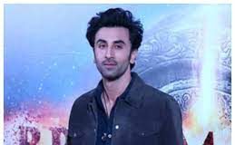 Ranbir Kapoor snaps selfies with fans in Spain