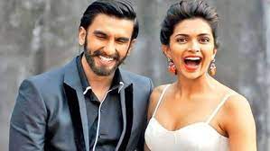 Deepika Padukone and Ranveer Singh steal the show at Shankar Mahadevan's US concert. 