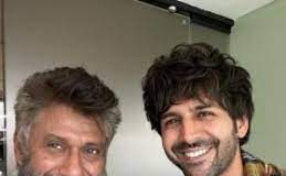 Kartik Aaryan poses with Vivek Agnihotri as he calls them small town, middle-class outsiders: ‘Made it on our own terms'